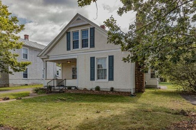 property at 1954 Chestnut Ave
