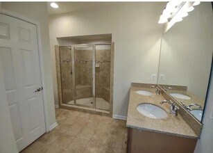 7308 Brunson Cir in Gainesville, VA - Building Photo - Building Photo