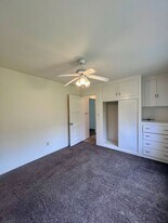 5674 Mildred St in San Diego, CA - Building Photo