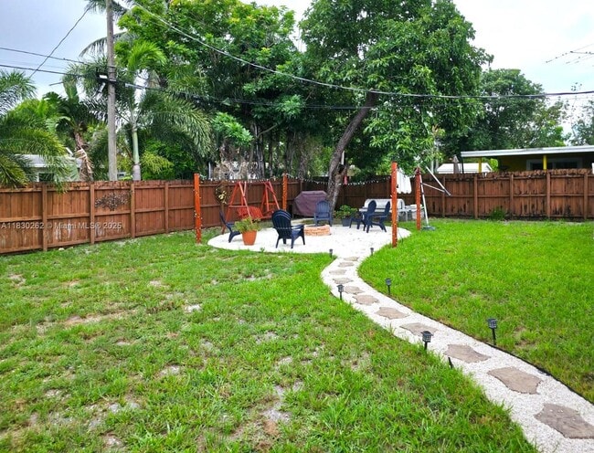 712 SW 22nd Terrace in Fort Lauderdale, FL - Building Photo - Building Photo