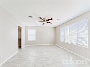 819 W Dana Dr in San Tan Valley, AZ - Building Photo - Building Photo