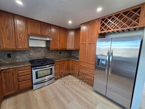 8545 Liman Way in Rohnert Park, CA - Building Photo - Building Photo