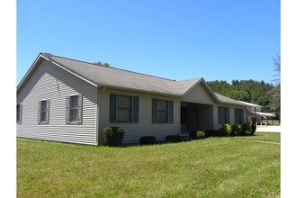 Shiloh Valley Apartments in Nashville, IN - Building Photo - Building Photo