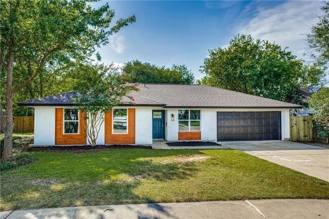 property at 6220 Blarwood Dr