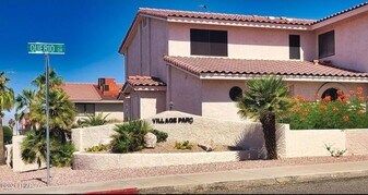 2095 Mesquite Ave, Unit # 23 in Lake Havasu City, AZ - Building Photo