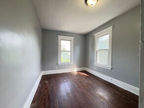 54 Princeton St, Unit 3 in East Orange, NJ - Building Photo - Building Photo