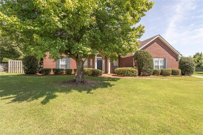 9024 Hanston Ct in Montgomery, AL - Building Photo - Building Photo