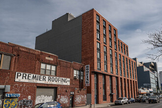 909 Atlantic Ave in Brooklyn, NY - Building Photo - Building Photo