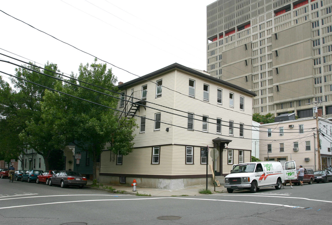 97 Second St in Cambridge, MA - Building Photo