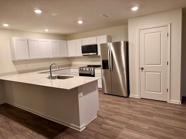 2249 NW 23rd Ave in Ocala, FL - Building Photo - Building Photo