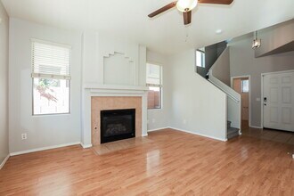 9917 E Edgewood Ave in Mesa, AZ - Foto de edificio - Building Photo