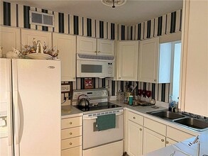 141 Elysian Way NW in Atlanta, GA - Foto de edificio - Building Photo