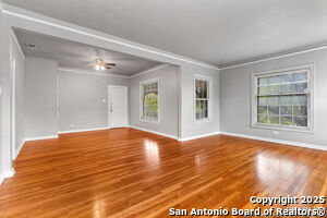 336 E Lullwood Ave in San Antonio, TX - Building Photo - Building Photo