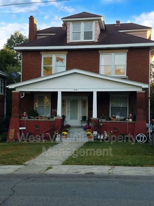 415 Woodlawn Ave in Beckley, WV - Building Photo