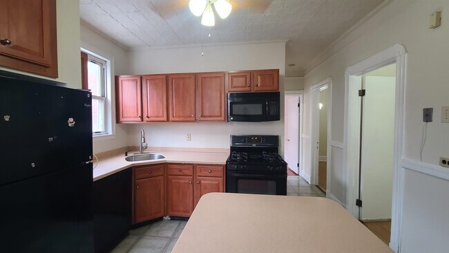 86 Tonnelle Ave in Jersey City, NJ - Building Photo - Building Photo