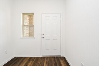 14499 Cedar Ledge Ln in Conroe, TX - Building Photo - Building Photo