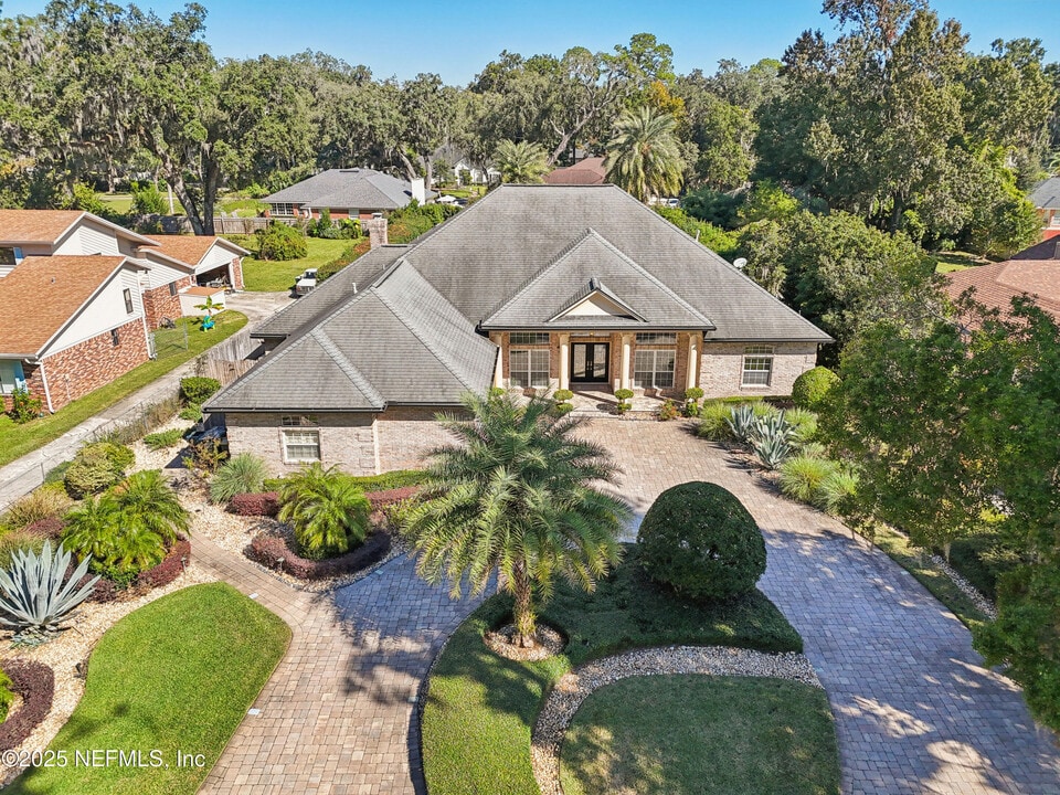 2553 Spreading Oaks Ln in Jacksonville, FL - Building Photo