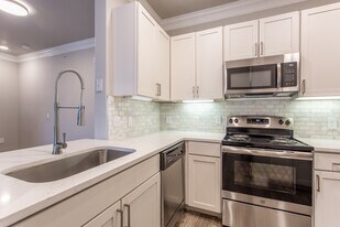 1200 Windsor Lakes Blvd in Conroe, TX - Building Photo