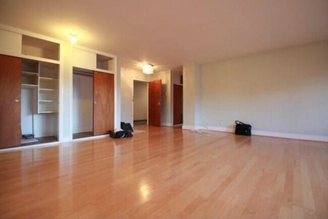 131 Sewall Ave, Unit 48 in Brookline, MA - Building Photo - Building Photo
