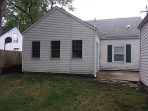 1995 Searl St in Cuyahoga Falls, OH - Building Photo - Building Photo