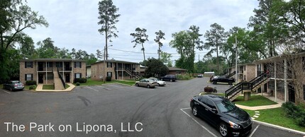 324 S Lipona Rd in Tallahassee, FL - Foto de edificio - Building Photo