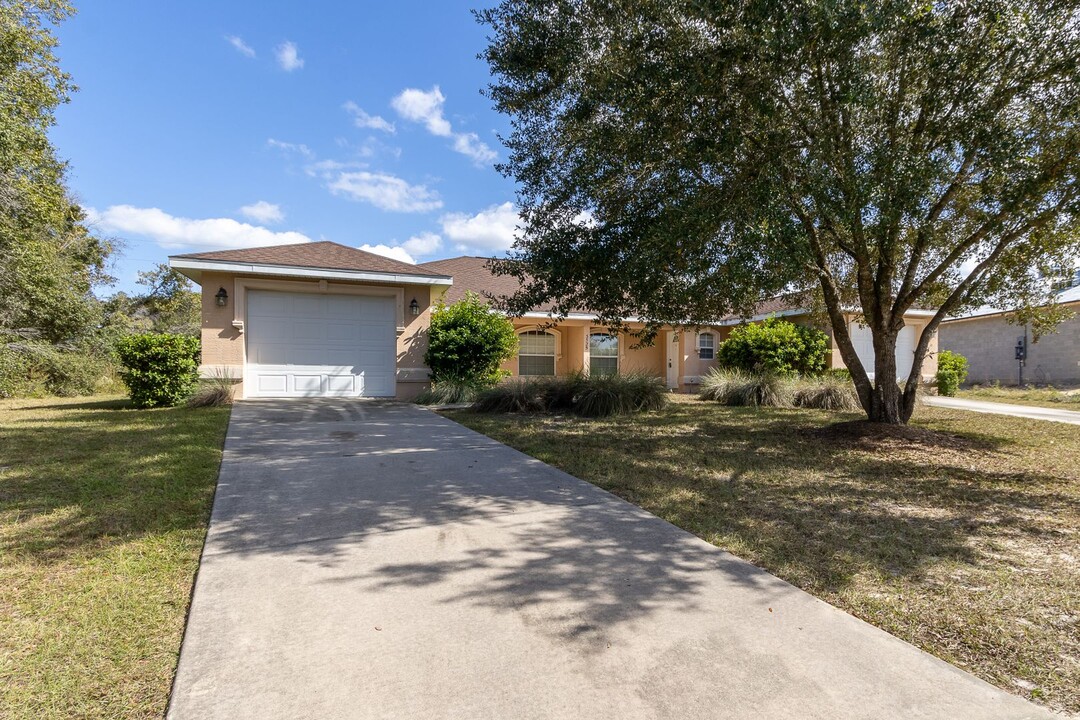 3525 SW 157th Loop in Ocala, FL - Building Photo