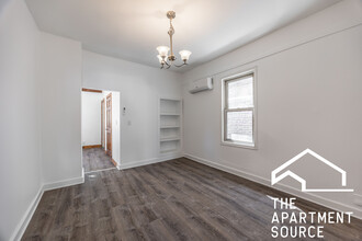 3147 N Spaulding Ave in Chicago, IL - Foto de edificio - Building Photo