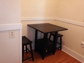 1209 E 9th St, Unit 0 in Davenport, IA - Building Photo - Building Photo