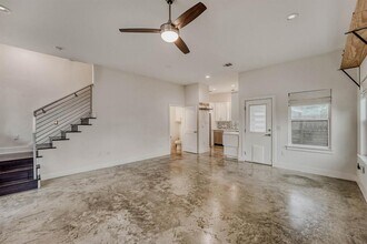 1134 Chicon St in Austin, TX - Building Photo - Building Photo