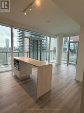 89 Church St in Toronto, ON - Building Photo - Building Photo