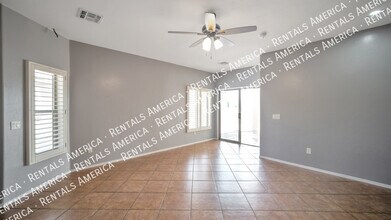 474 E Placita Fanega in Sahuarita, AZ - Building Photo - Building Photo