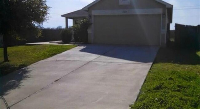 13217 Perconte Dr in Del Valle, TX - Building Photo - Building Photo