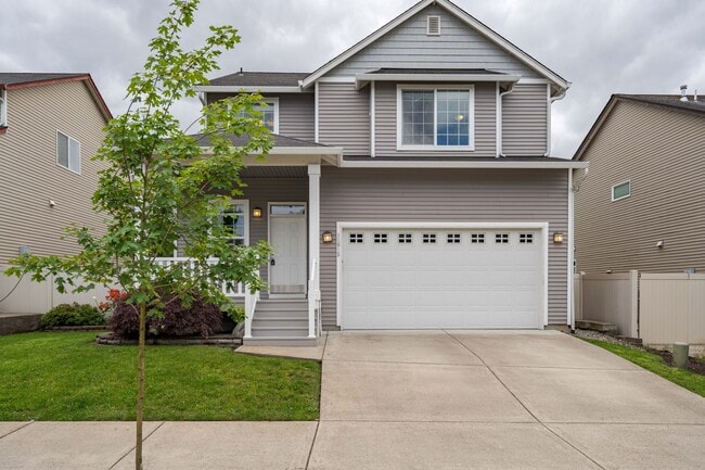 property at 11613 NE 104th St