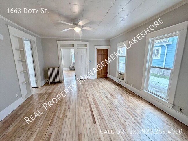 1663 Doty St in Oshkosh, WI - Building Photo - Building Photo