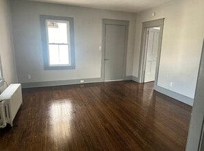 404 Exchange Ave in Endicott, NY - Building Photo - Building Photo