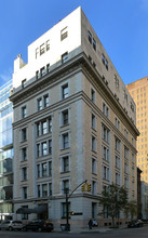 61 Irving Pl in New York, NY - Building Photo - Building Photo