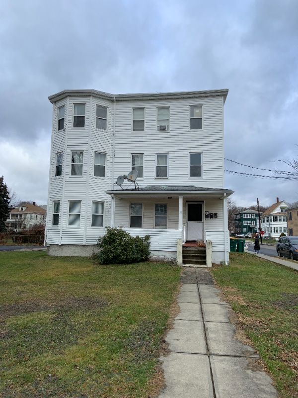 32 Heaton Ave Rentals in Norwood, MA
