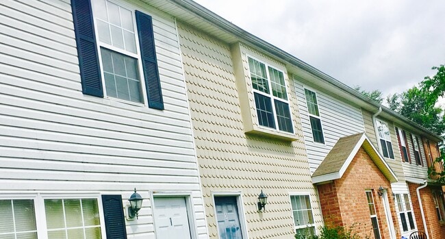 property at 955 Stills Rd