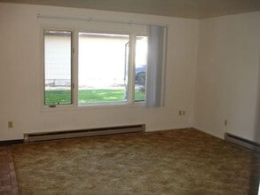 603 Hazel Ave in Laurel, MT - Building Photo - Building Photo
