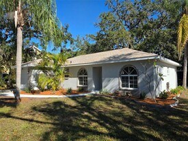 118 29th St NW in Bradenton, FL - Building Photo