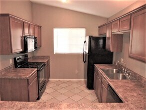 7729 W Rancho Dr in Glendale, AZ - Building Photo - Building Photo