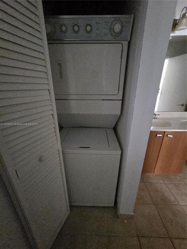 property at 1125 Crystal Way