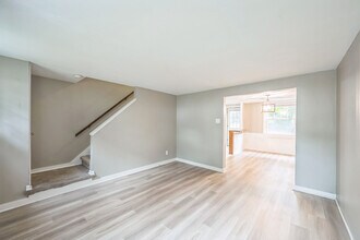 144 Sunrise Dr in Pottstown, PA - Foto de edificio - Building Photo