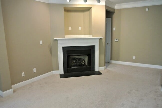 1621 Providence Glen Dr in Chapel Hill, NC - Building Photo - Building Photo