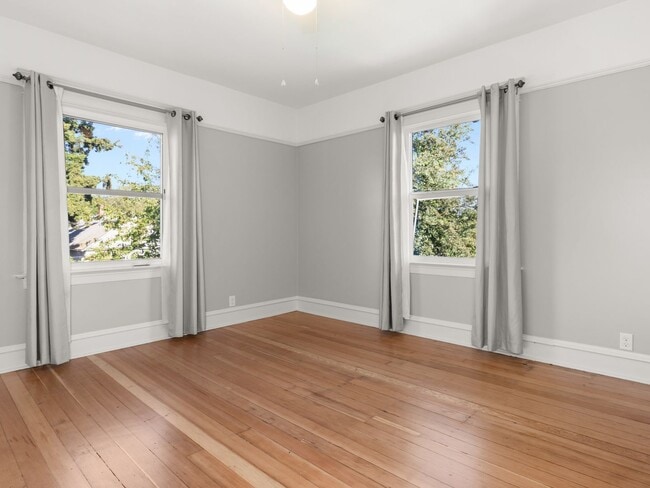 property at 3617 N Haight Ave