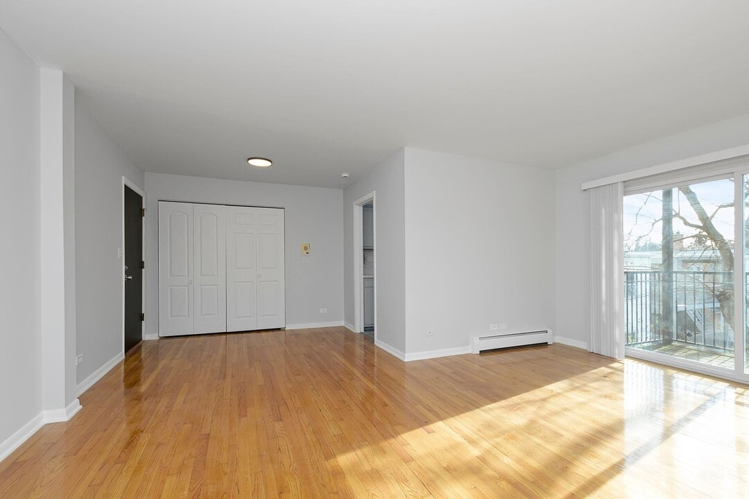 10618 S Walden Pky in Chicago, IL - Building Photo