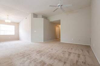 2142 Fish Eagle St in Clermont, FL - Building Photo - Building Photo