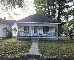 2414 Garfield Ave in Terre Haute, IN - Building Photo