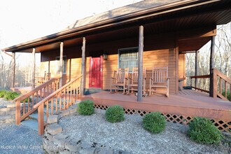 67 Breezy Hill Rd in Kingston, NY - Building Photo - Building Photo
