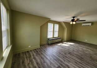 435 S Walnut St in Bensenville, IL - Building Photo - Building Photo